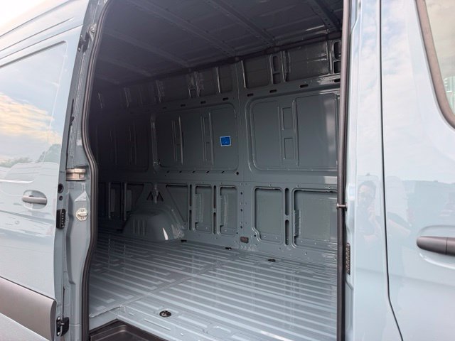 New 2026 Mercedes-Benz Sprinter 2500 image 13