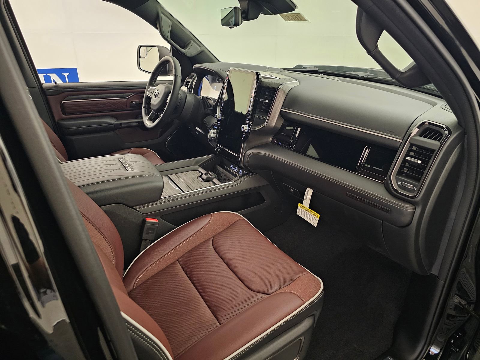 New 2026 RAM 1500 Limited image 32