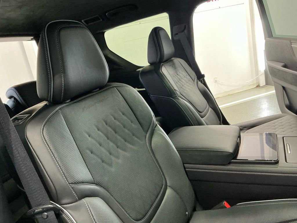 Used 2025 INFINITI QX80 Autograph image 28