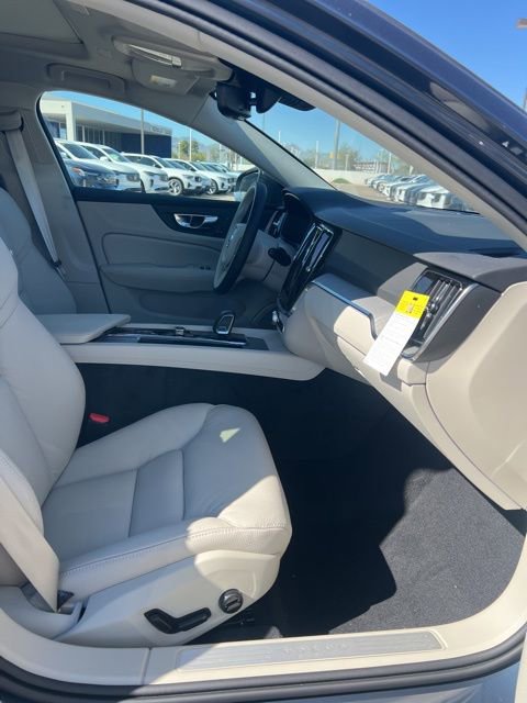 New 2026 Volvo V60 B5 Cross Country Plus w/ Climate Package image 30