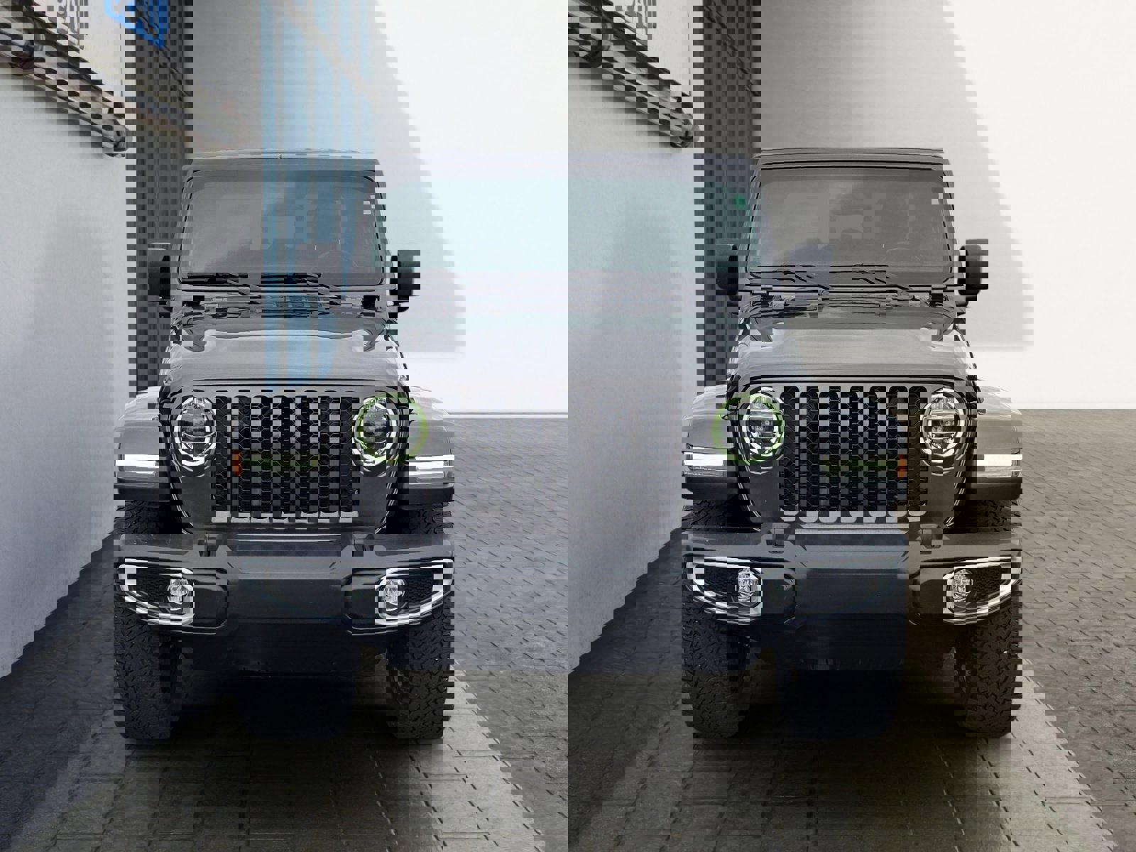 Used 2022 Jeep Gladiator Sport AWD/4WD image 8