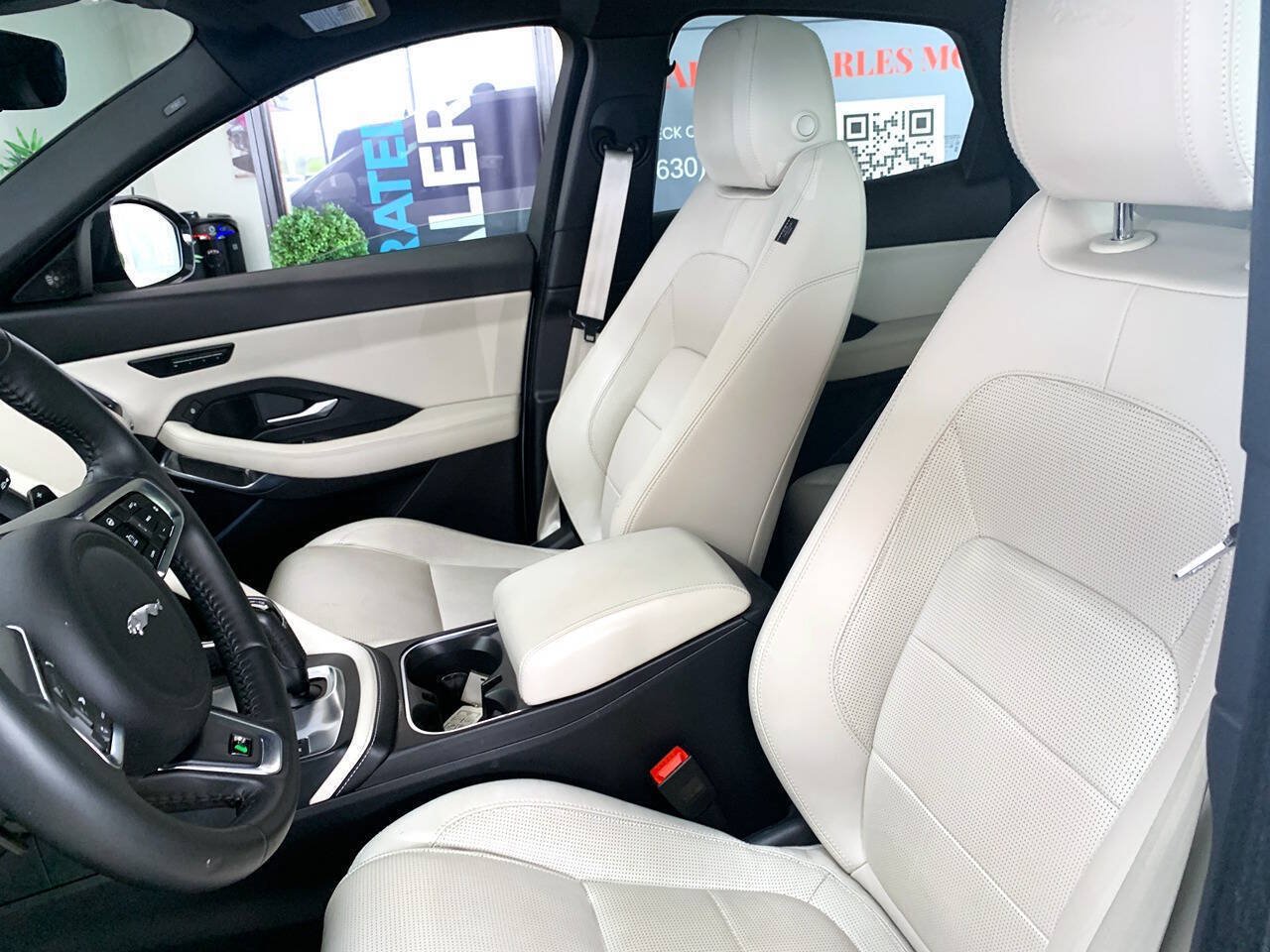 Used 2019 Jaguar E-PACE R-Dynamic HSE AWD/4WD image 10