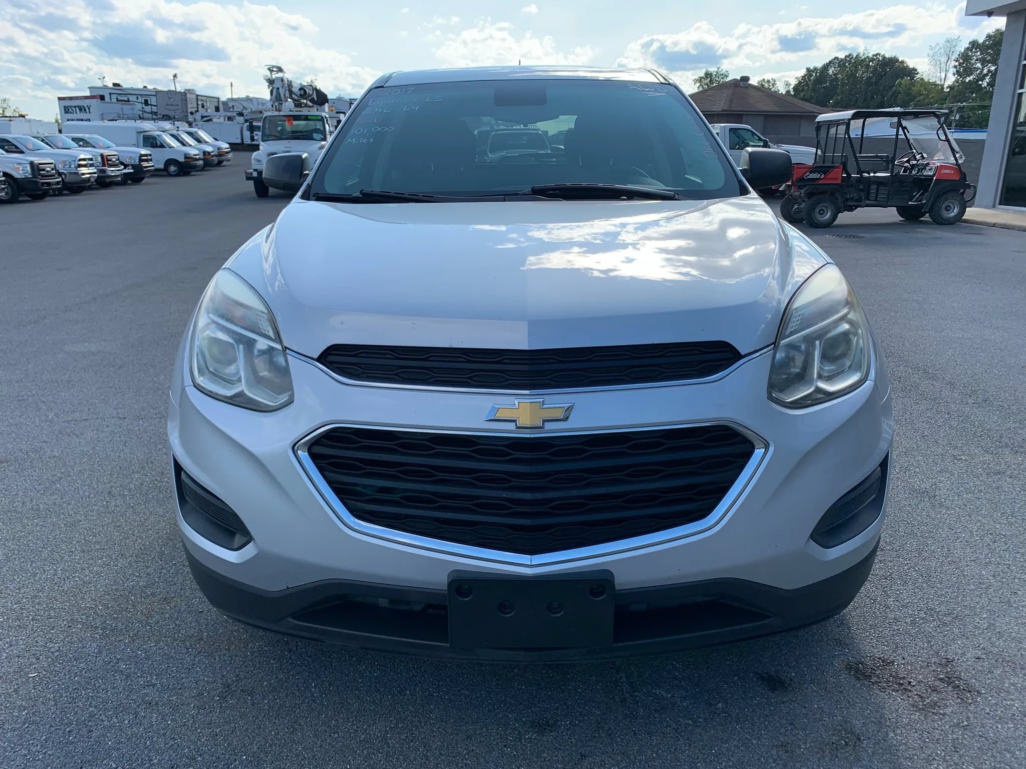 Used 2017 Chevrolet Equinox LS AWD/4WD image 2