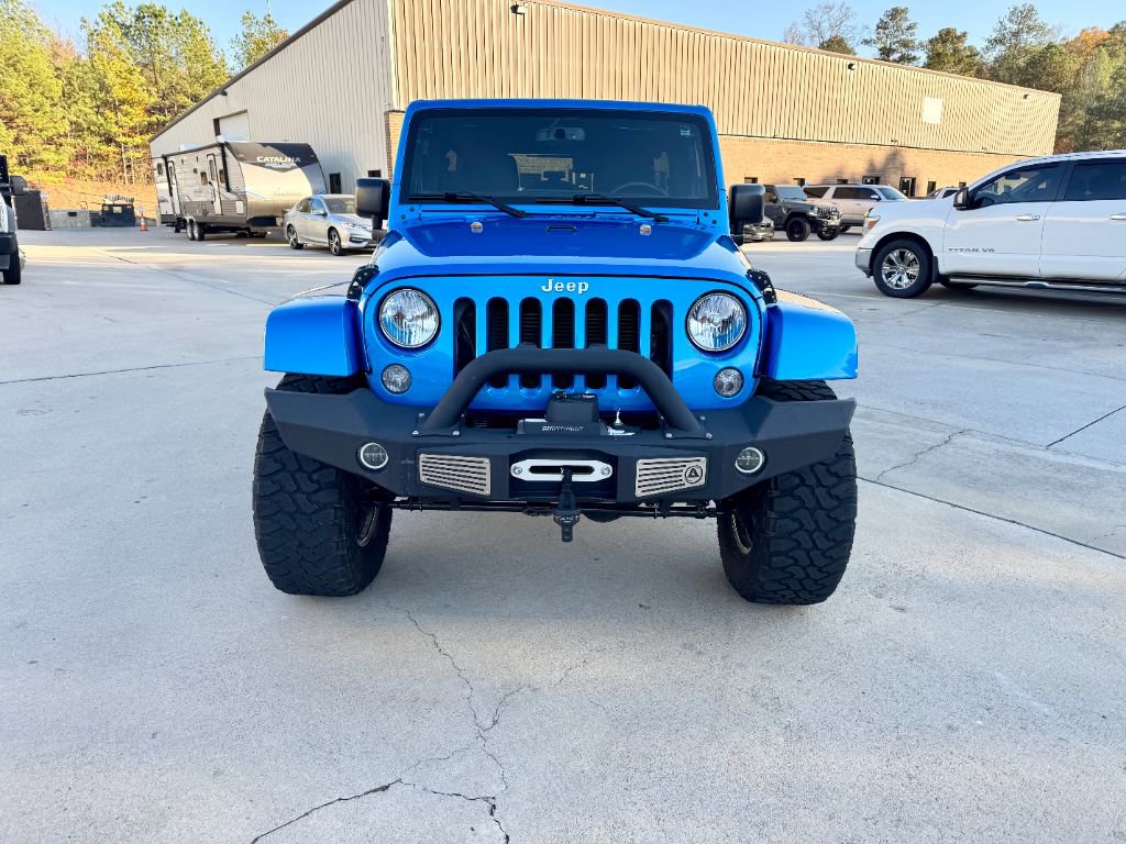 Used 2015 Jeep Wrangler Unlimited Rubicon w/ Connectivity Group image 8