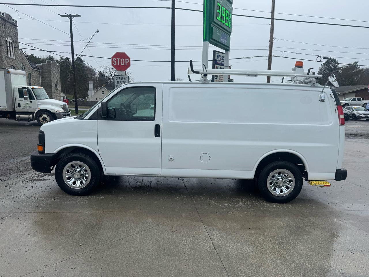 Used 2012 Chevrolet Express 1500 image 2