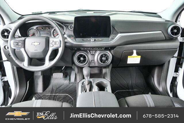 New 2026 Chevrolet Blazer LT w/ LPO, Floor Liner Package FWD image 18
