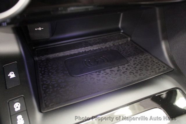 Used 2024 Jaguar E-PACE R-Dynamic SE image 36