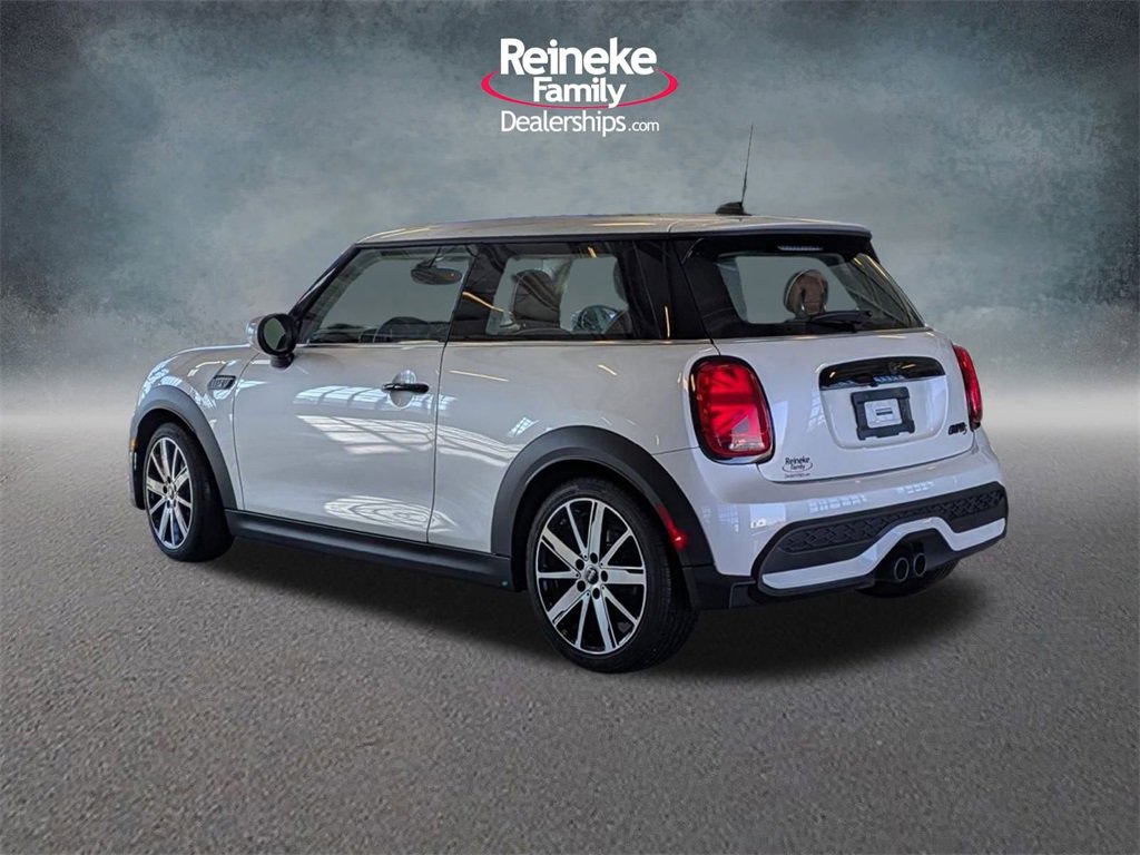 Used 2024 MINI Cooper S image 8