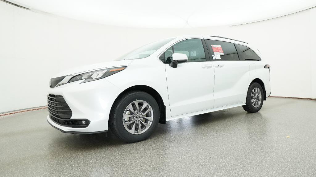 New 2026 Toyota Sienna XLE FWD image 20