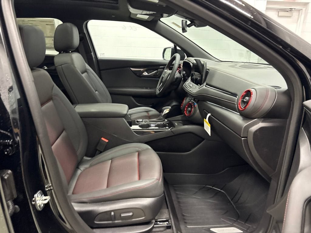 New 2026 Chevrolet Blazer RS w/ LPO, Floor Liner Package AWD/4WD image 35