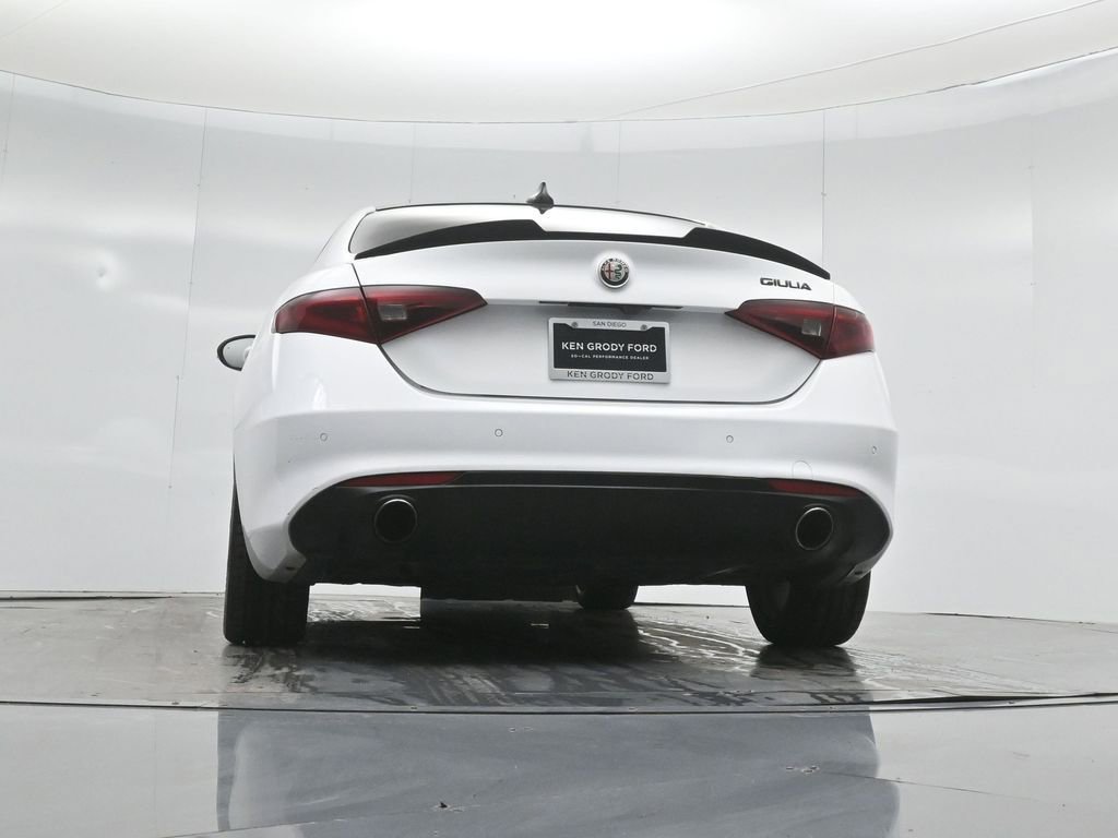 Used 2021 Alfa Romeo Giulia Ti w/ Nero Edizione image 50