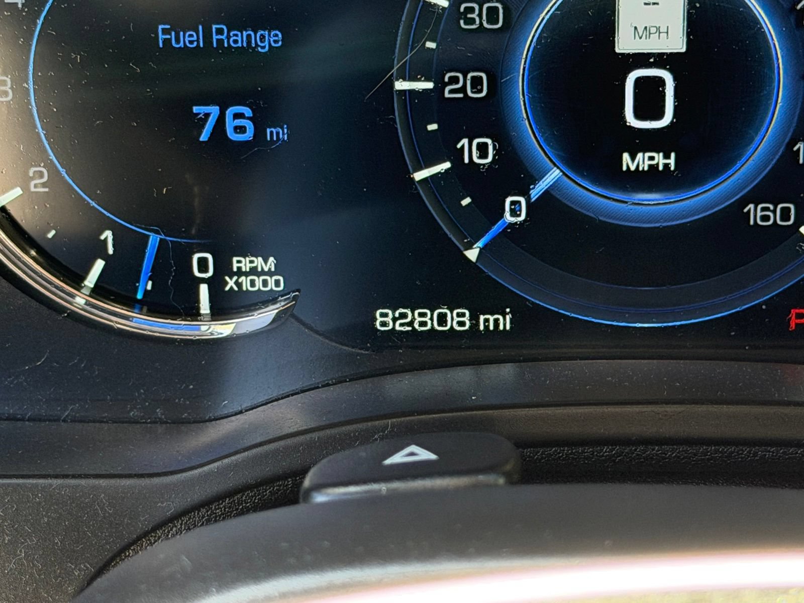 Used 2018 Cadillac Escalade Luxury AWD/4WD image 25