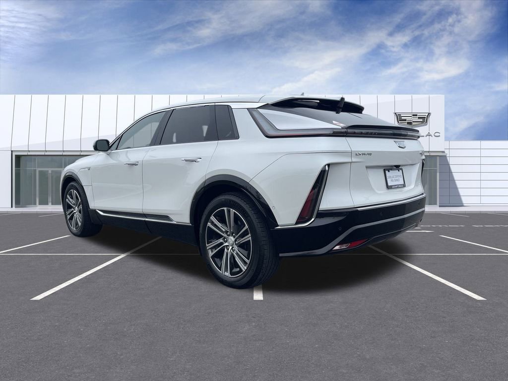Certified 2024 Cadillac Lyriq Luxury image 6