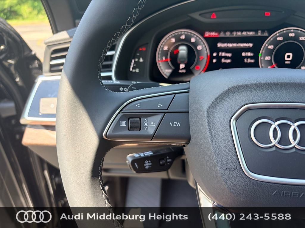 Used 2026 Audi Q7 2.0T Premium Plus w/ Premium Plus Package AWD/4WD image 17
