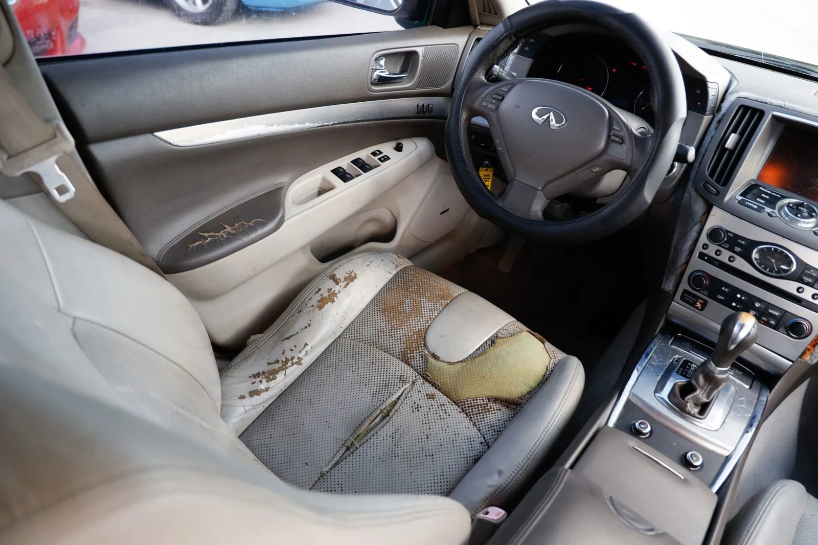 Used 2012 INFINITI G37 Journey w/ Premium Pkg image 21