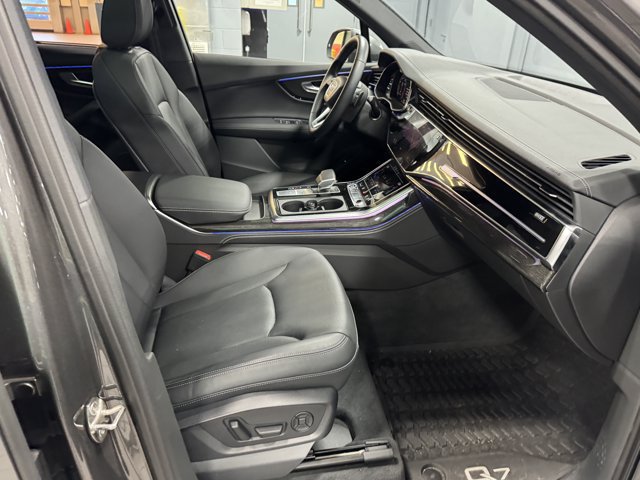 Used 2026 Audi Q7 3.0T Premium Plus w/ Premium Plus Package AWD/4WD image 31