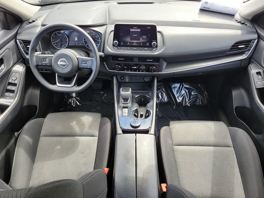 Used 2024 Nissan Rogue SV image 14