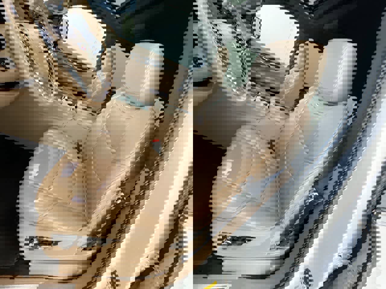 Used 2020 Cadillac Escalade ESV Platinum image 11