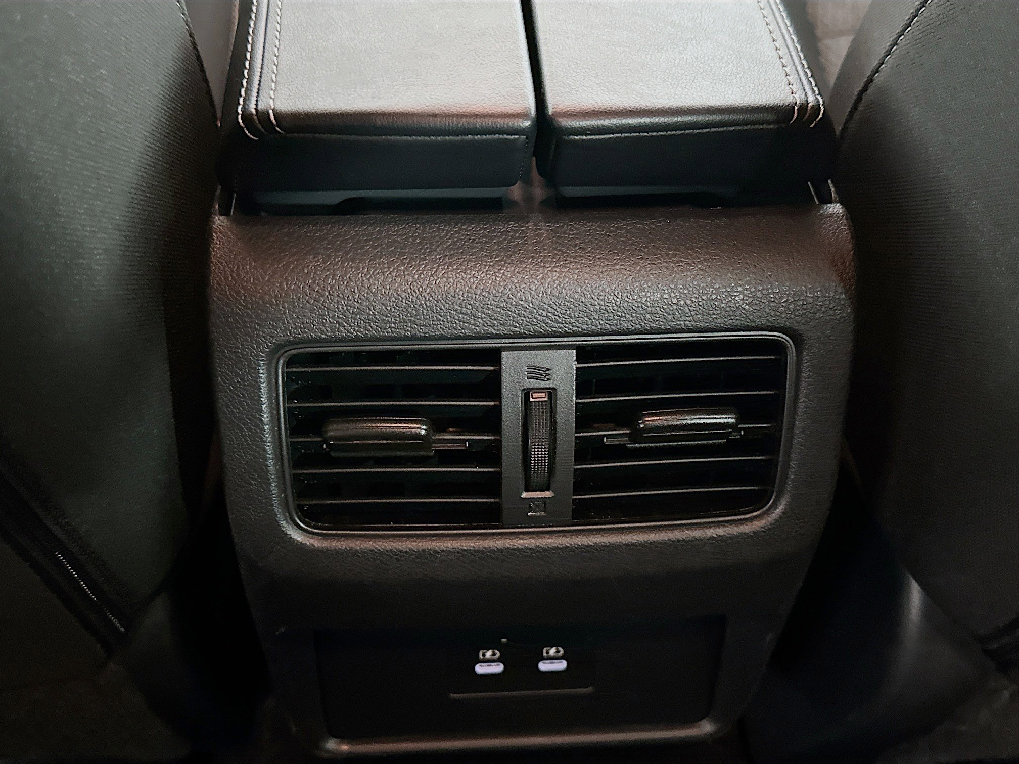 Used 2025 Nissan Rogue SV FWD image 26
