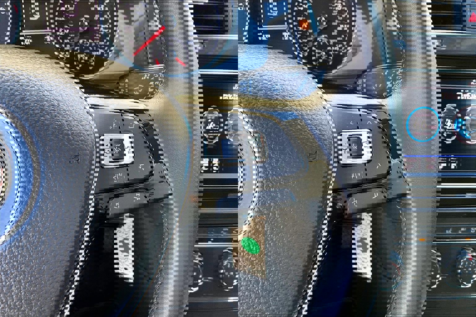 Used 2019 Volkswagen Golf S image 18