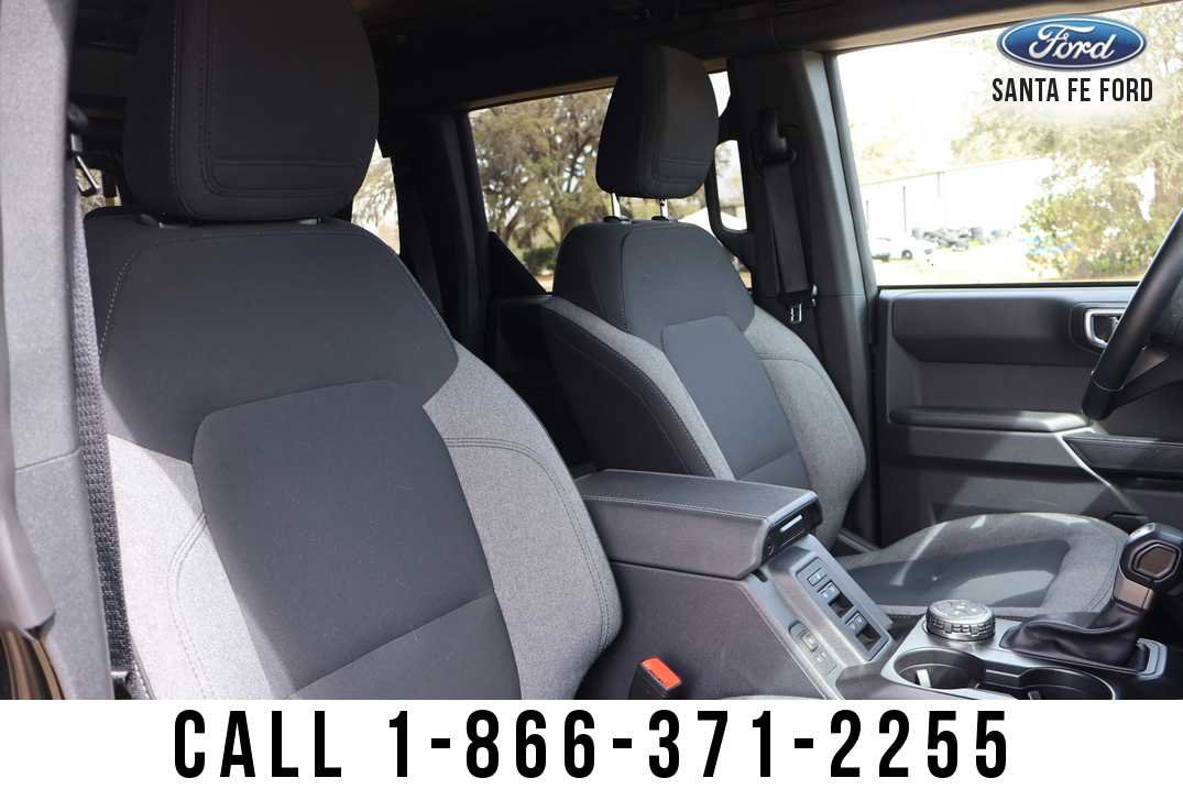 Used 2025 Ford Bronco Big Bend image 24