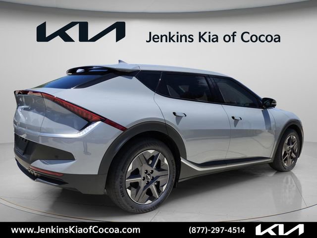 New 2026 Kia EV6 Light RWD image 3