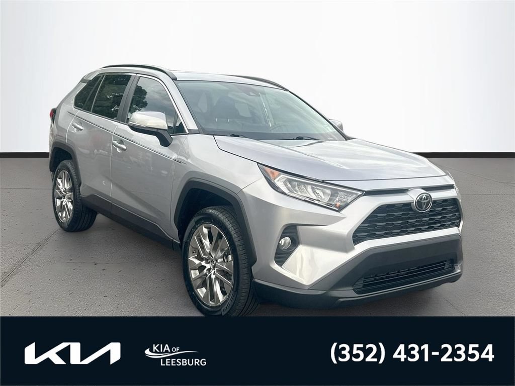 Used 2019 Toyota RAV4 XLE Premium FWD image 1