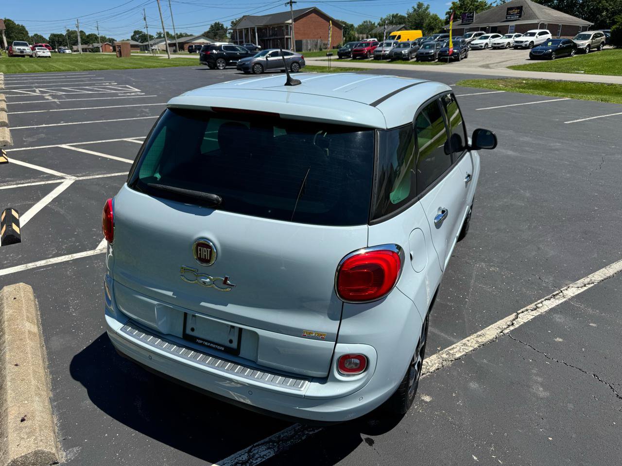 Used 2014 FIAT 500L Lounge FWD image 9