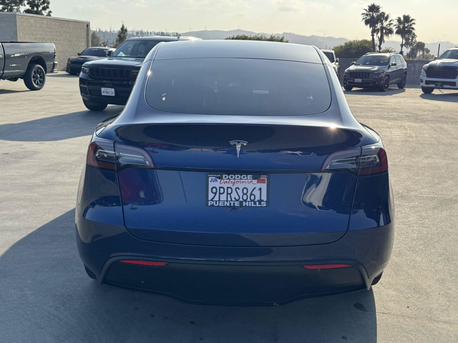 Used 2024 Tesla Model Y Long Range RWD image 5