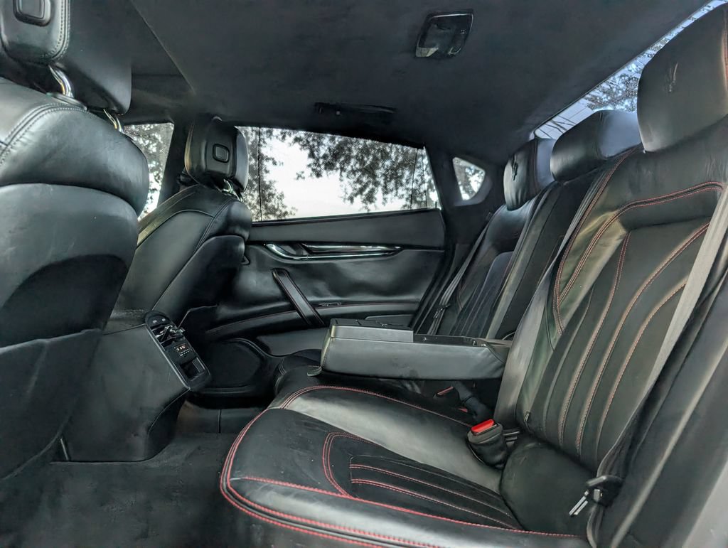 Used 2015 Maserati Quattroporte GTS RWD image 13