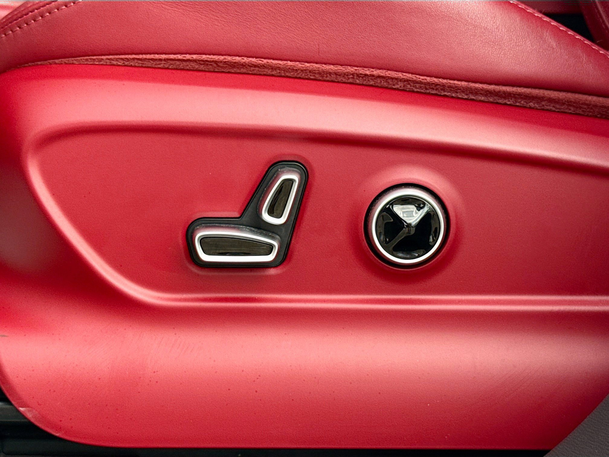 Used 2023 Maserati Grecale Modena AWD/4WD image 25