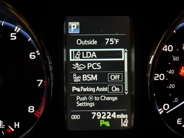 Used 2018 Toyota RAV4 Limited w/ Advanced Technology Package AWD/4WD image 11