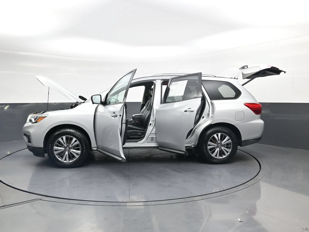 Used 2020 Nissan Pathfinder SL AWD/4WD image 52
