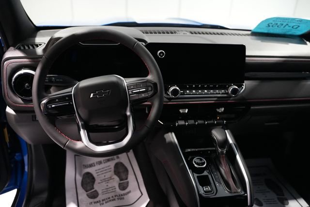 Used 2024 Chevrolet Colorado Z71 w/ Z71 Convenience Package 2 image 15