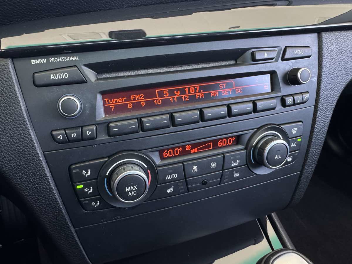 Used 2013 BMW 128i Coupe image 23