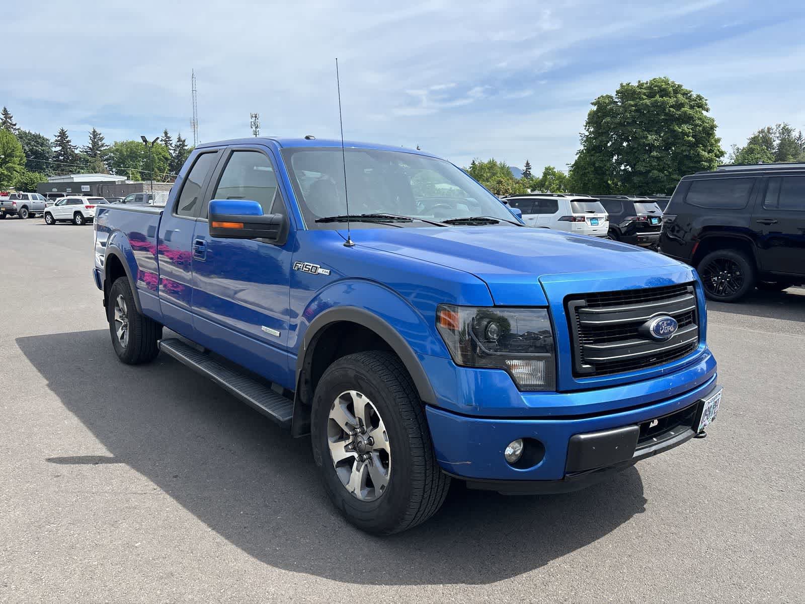 Used 2014 Ford F150 FX4 w/ Equipment Group 402A Luxury AWD/4WD image 6