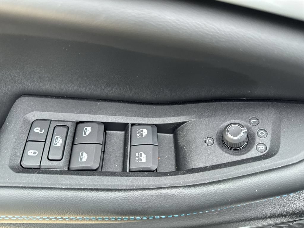 New 2024 Jeep Grand Cherokee Trailhawk AWD/4WD image 19