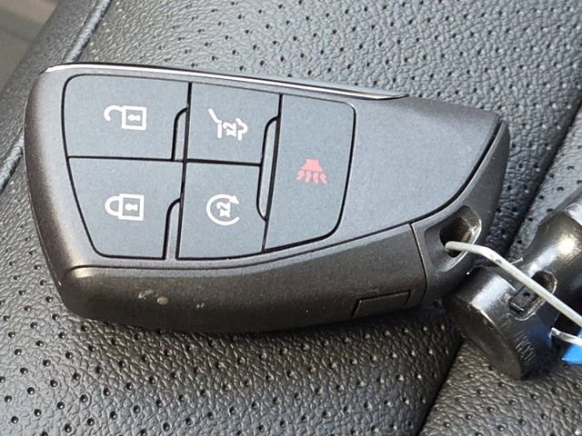 New 2026 Chevrolet Equinox EV LT image 37