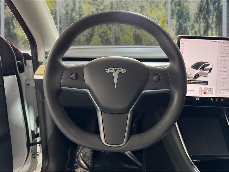 Used 2020 Tesla Model Y Long Range AWD/4WD image 16