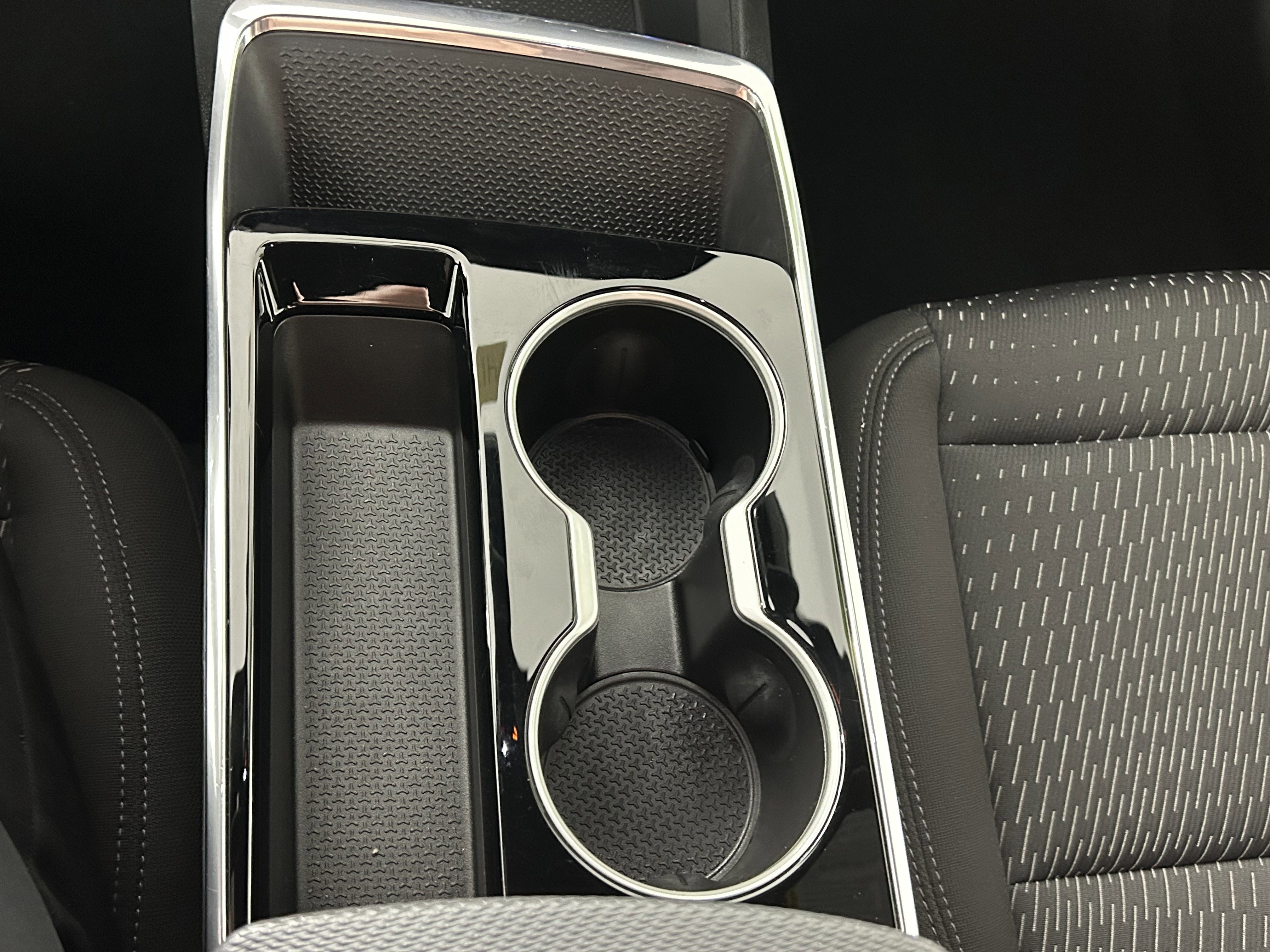 Used 2025 Chevrolet Equinox LT image 29