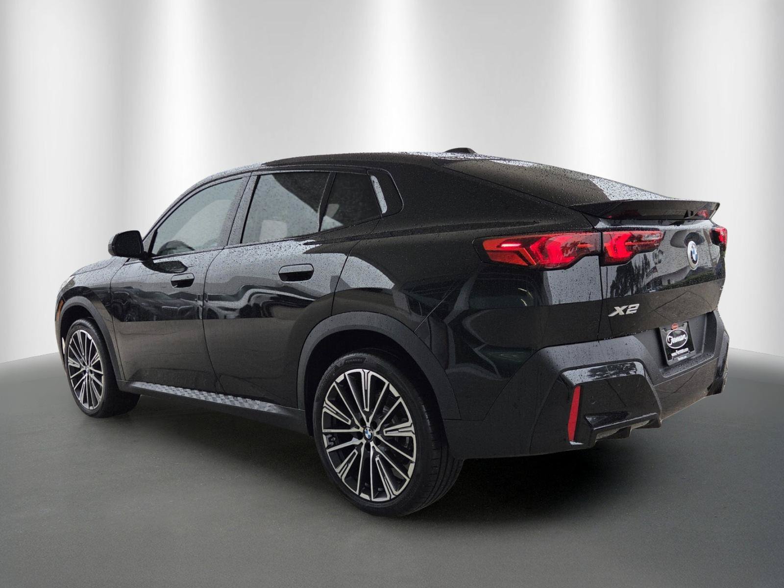 New 2027 BMW X2 xDrive28i AWD/4WD image 5