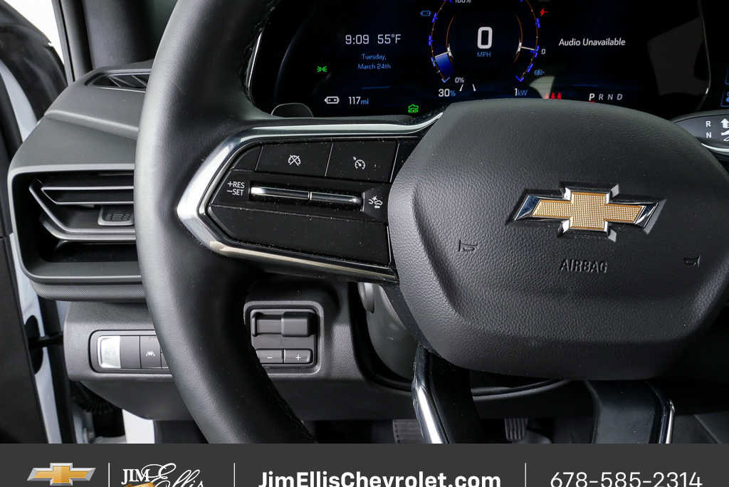 New 2025 Chevrolet Silverado EV LT image 10