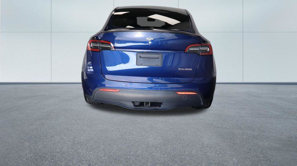 Used 2022 Tesla Model Y Performance AWD/4WD image 4
