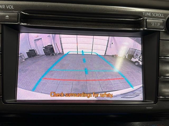Used 2013 Toyota RAV4 XLE AWD/4WD image 22