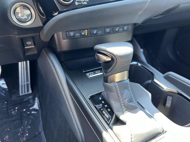 Certified 2024 Lexus ES 350 F Sport w/ Technology Package FWD image 18