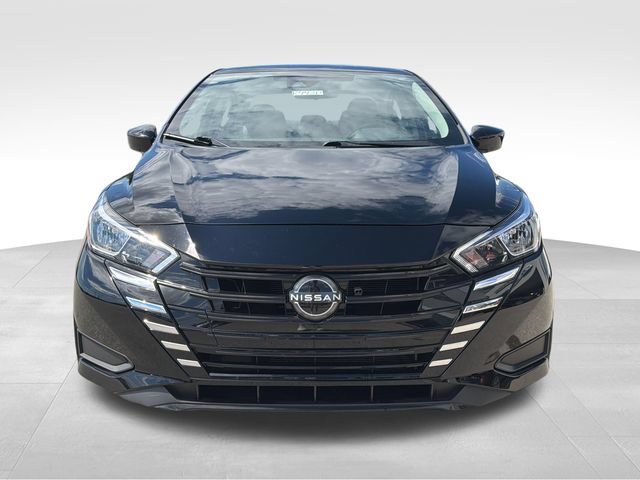 Used 2023 Nissan Versa SV FWD image 2