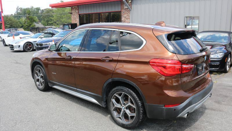 Used 2016 BMW X1 xDrive28i w/ Premium Package AWD/4WD image 5
