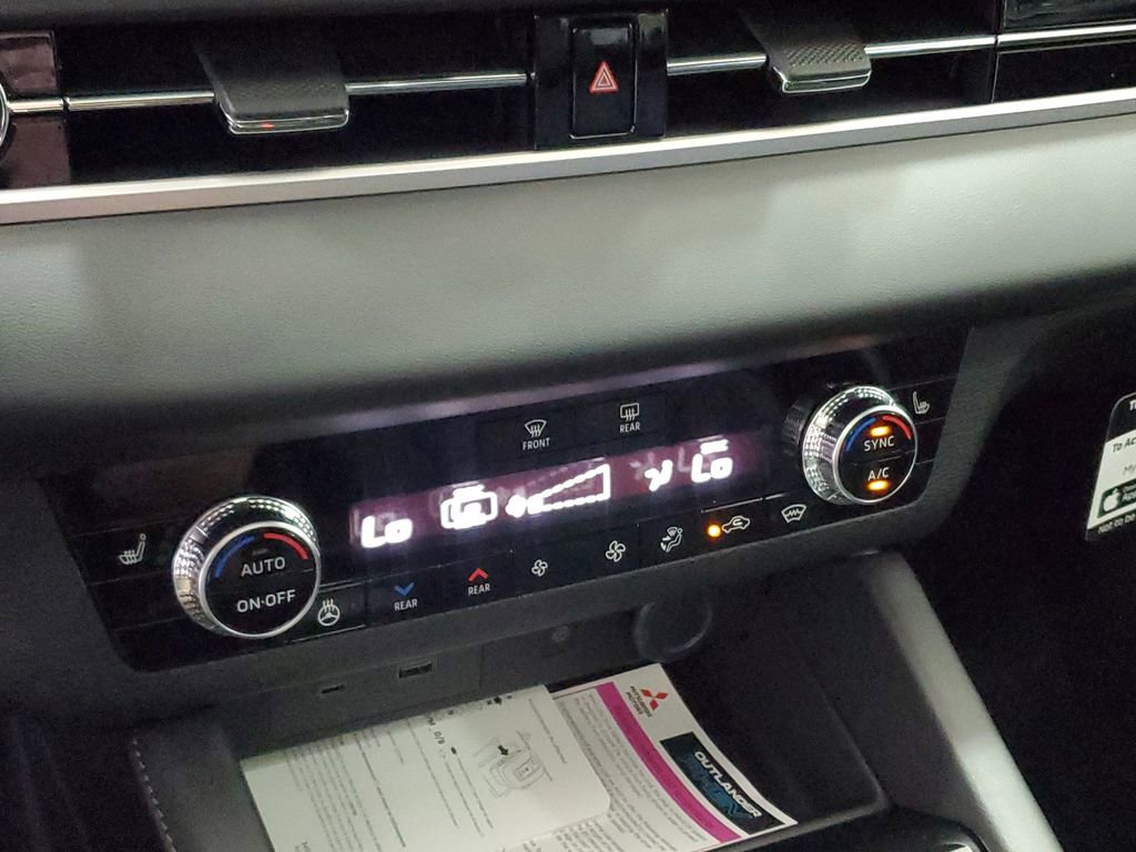 New 2025 Mitsubishi Outlander SEL Black Edition image 31