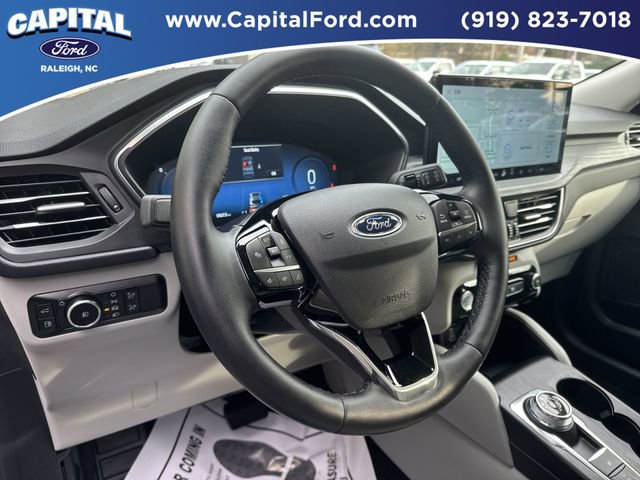 Certified 2025 Ford Escape SE w/ PHEV Premium Package image 23