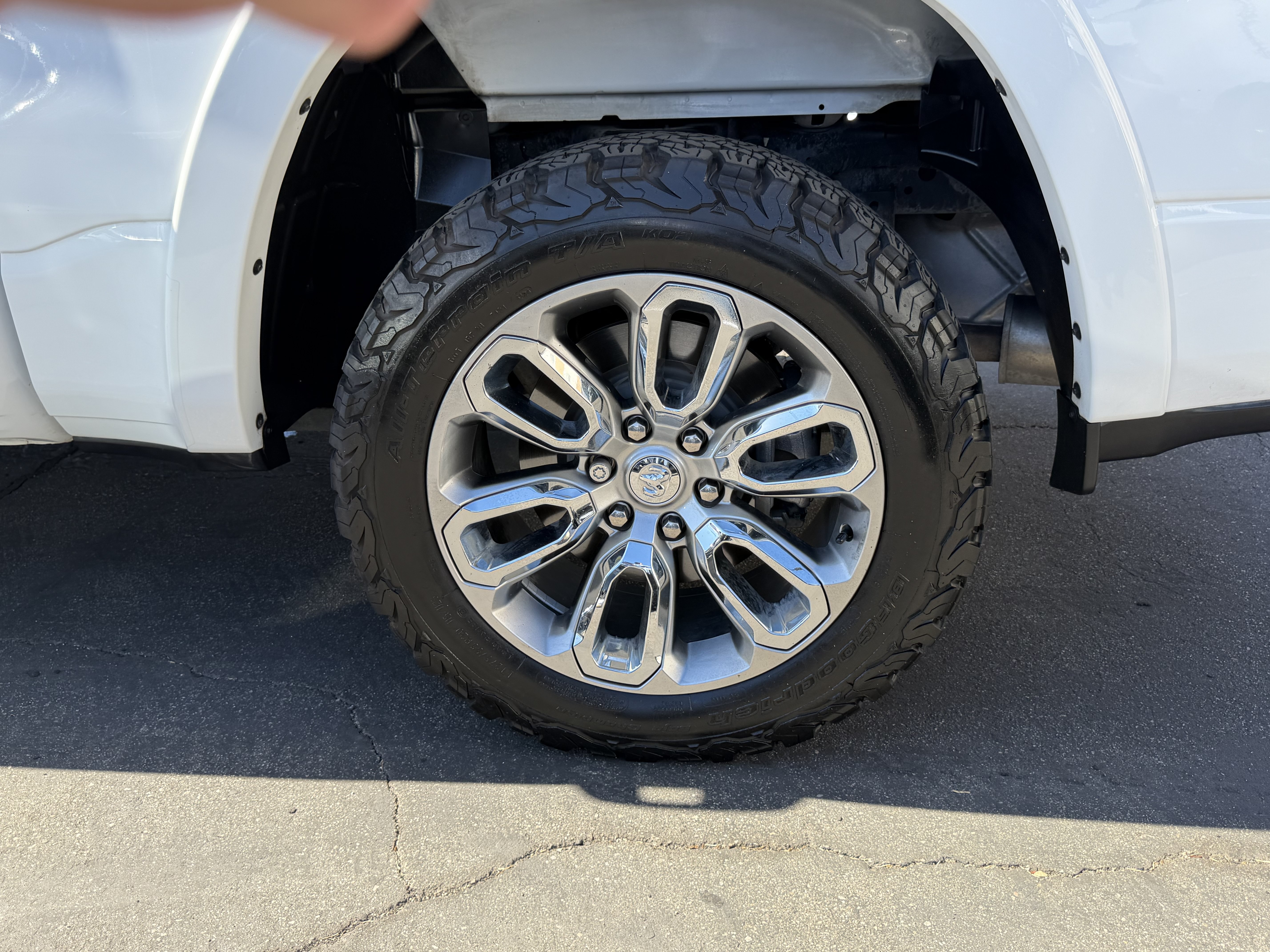 Certified 2022 RAM 1500 Laramie w/ Sport Appearance Package AWD/4WD image 16